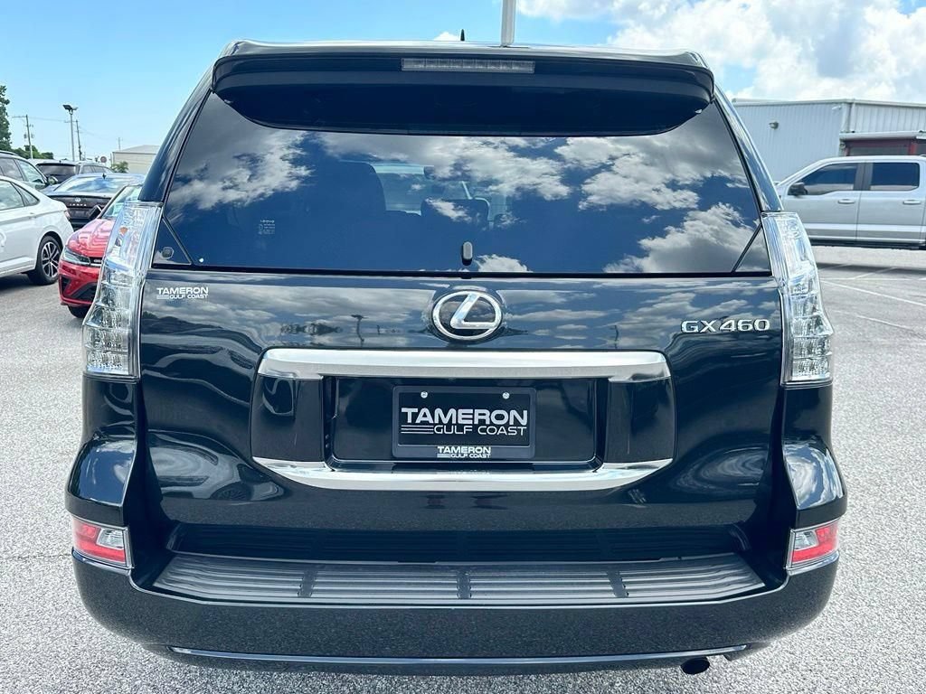 Used 2023 Lexus GX 460 Luxury AWD/4WD image 3