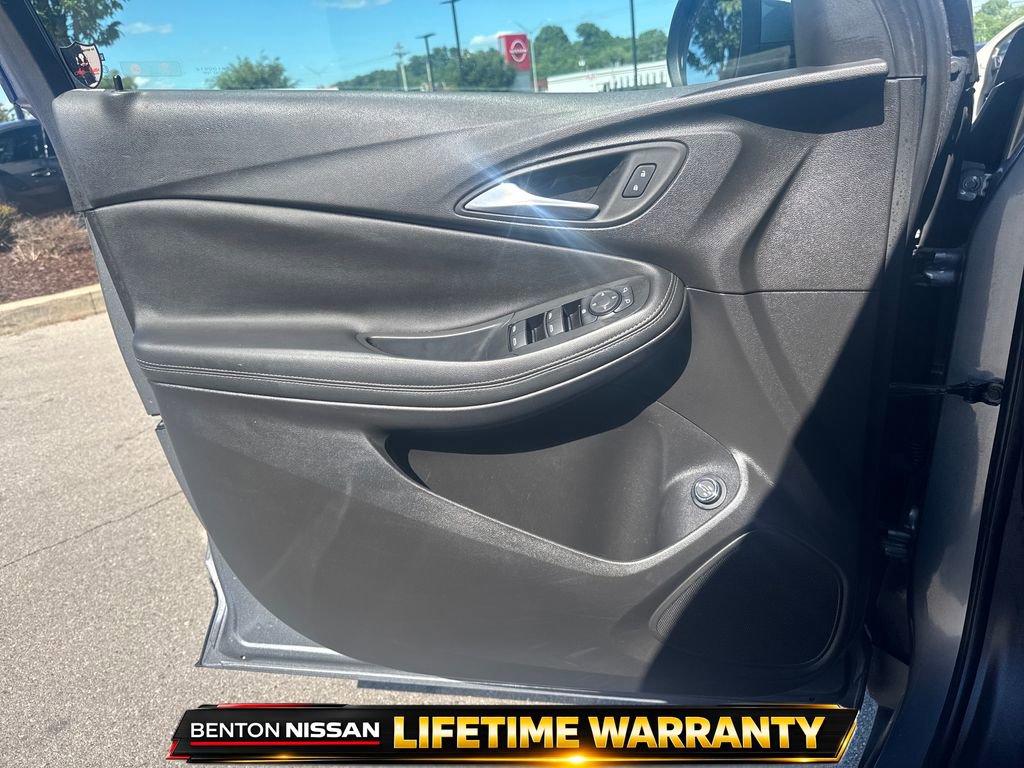 Used 2022 Buick Encore GX Select FWD image 12