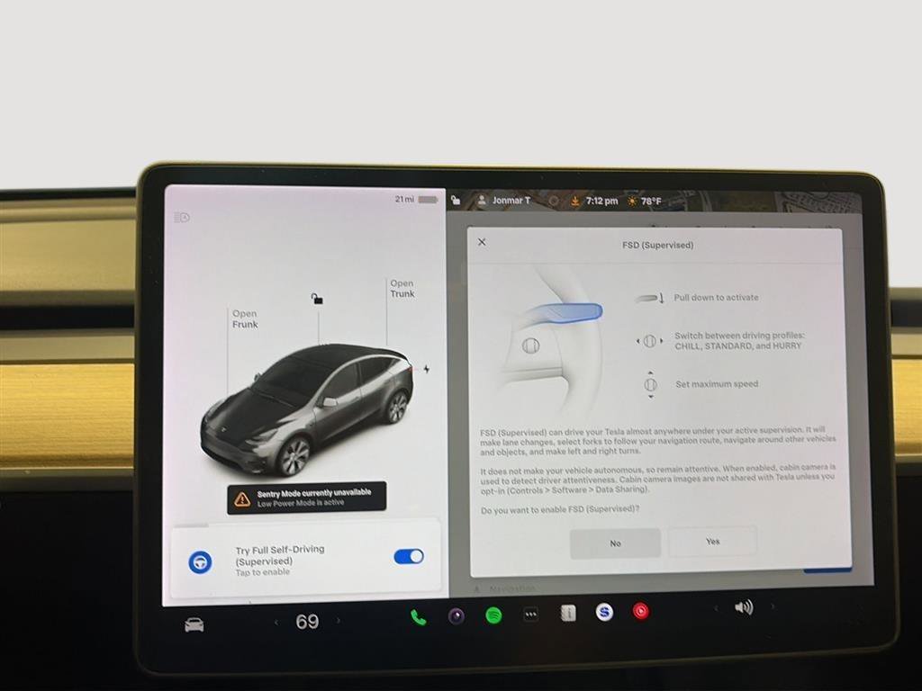 Used 2021 Tesla Model Y Long Range image 12