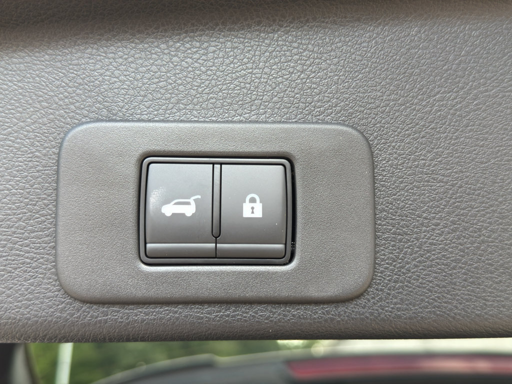 Certified 2026 Nissan Murano Platinum w/ Cargo Package AWD/4WD image 16