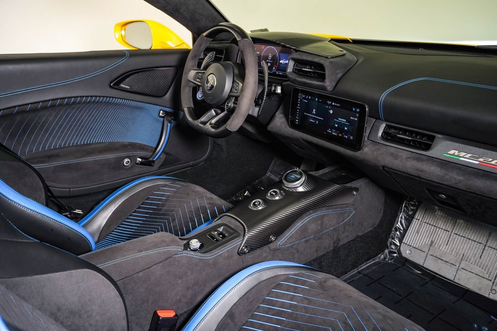 Certified 2024 Maserati MC20 Cielo RWD image 21