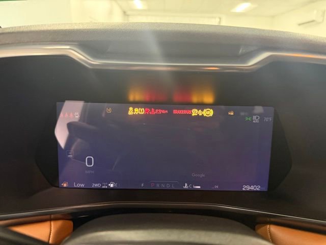 Used 2024 GMC Canyon AT4 w/ AT4 Premium Package image 18