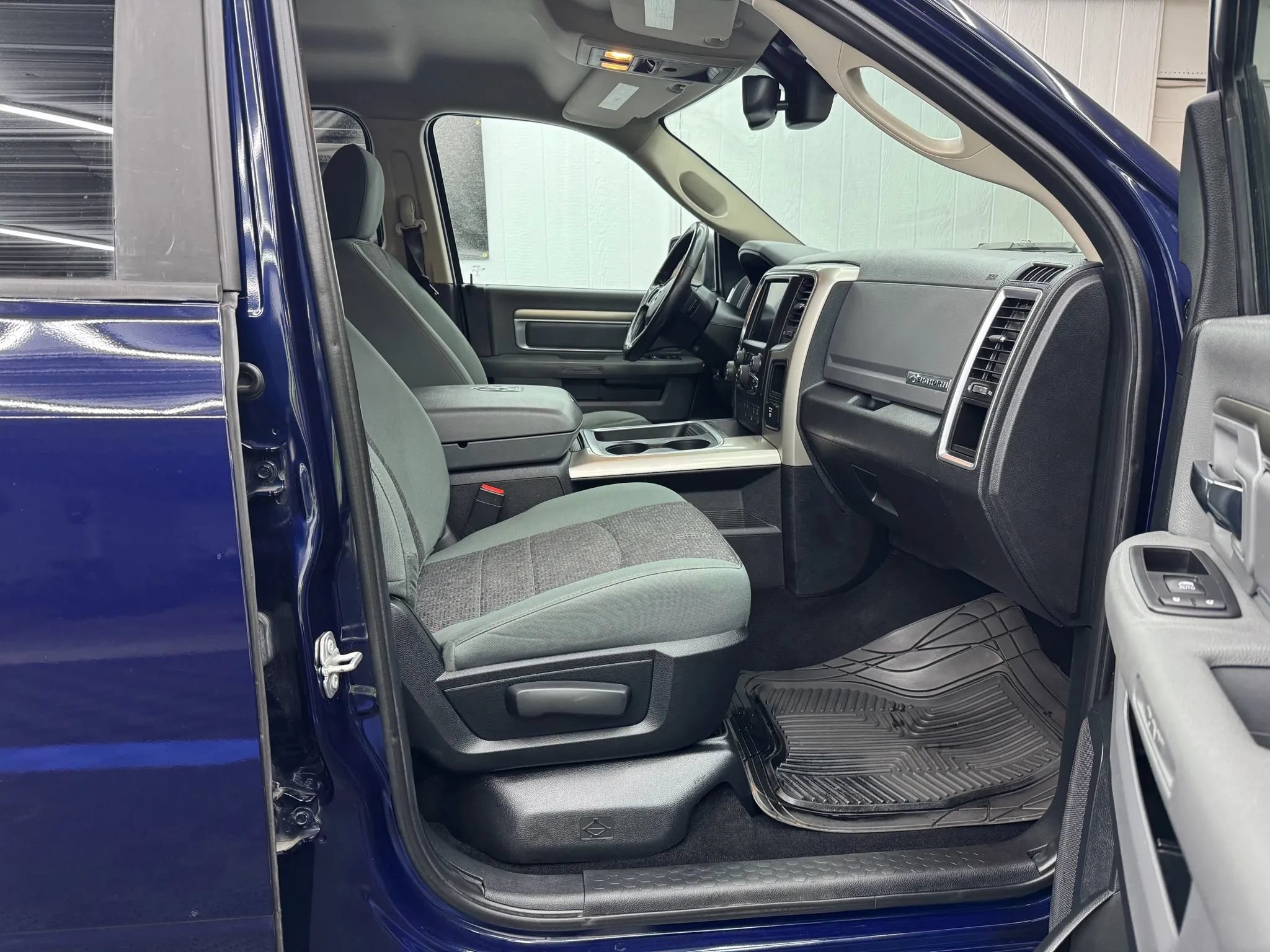Used 2016 RAM 1500 Big Horn AWD/4WD image 6