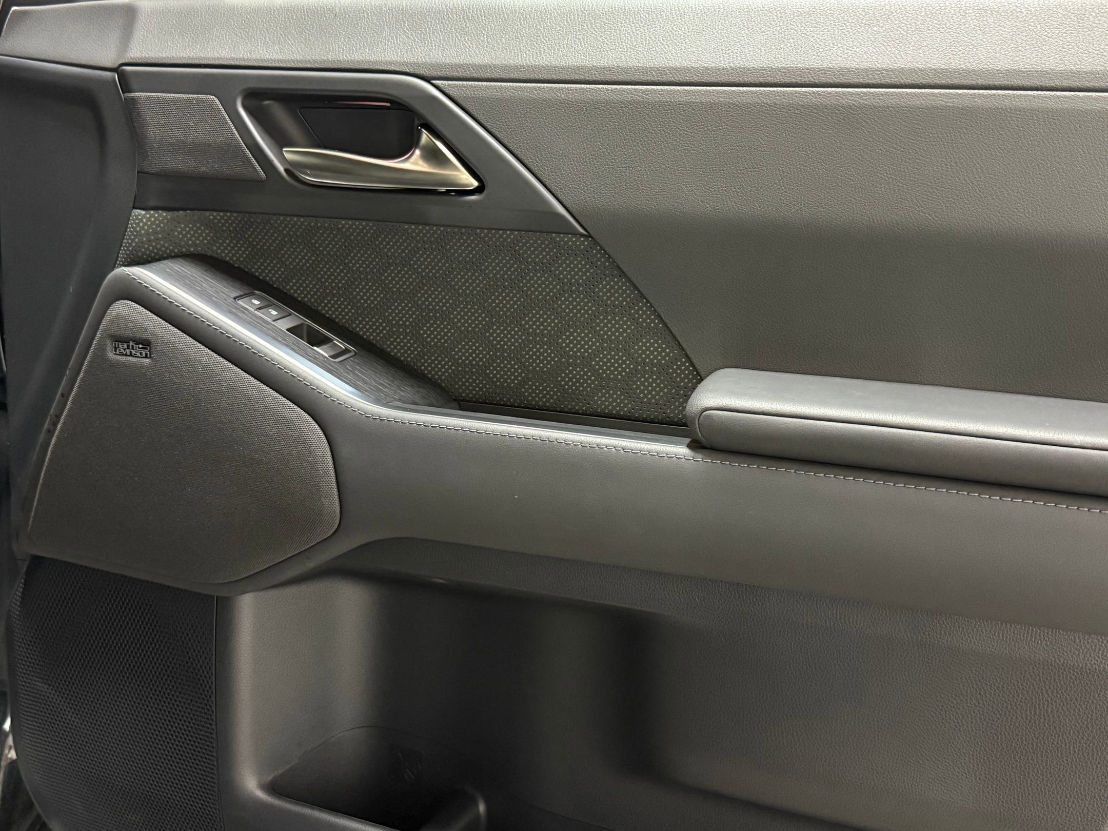 Used 2024 Lexus GX 550 image 47