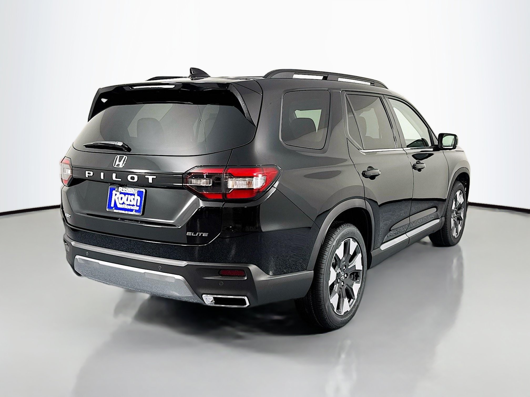 New 2026 Honda Pilot Elite image 5