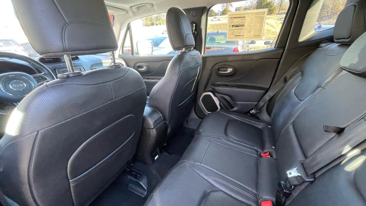 Used 2017 Jeep Renegade Limited image 20