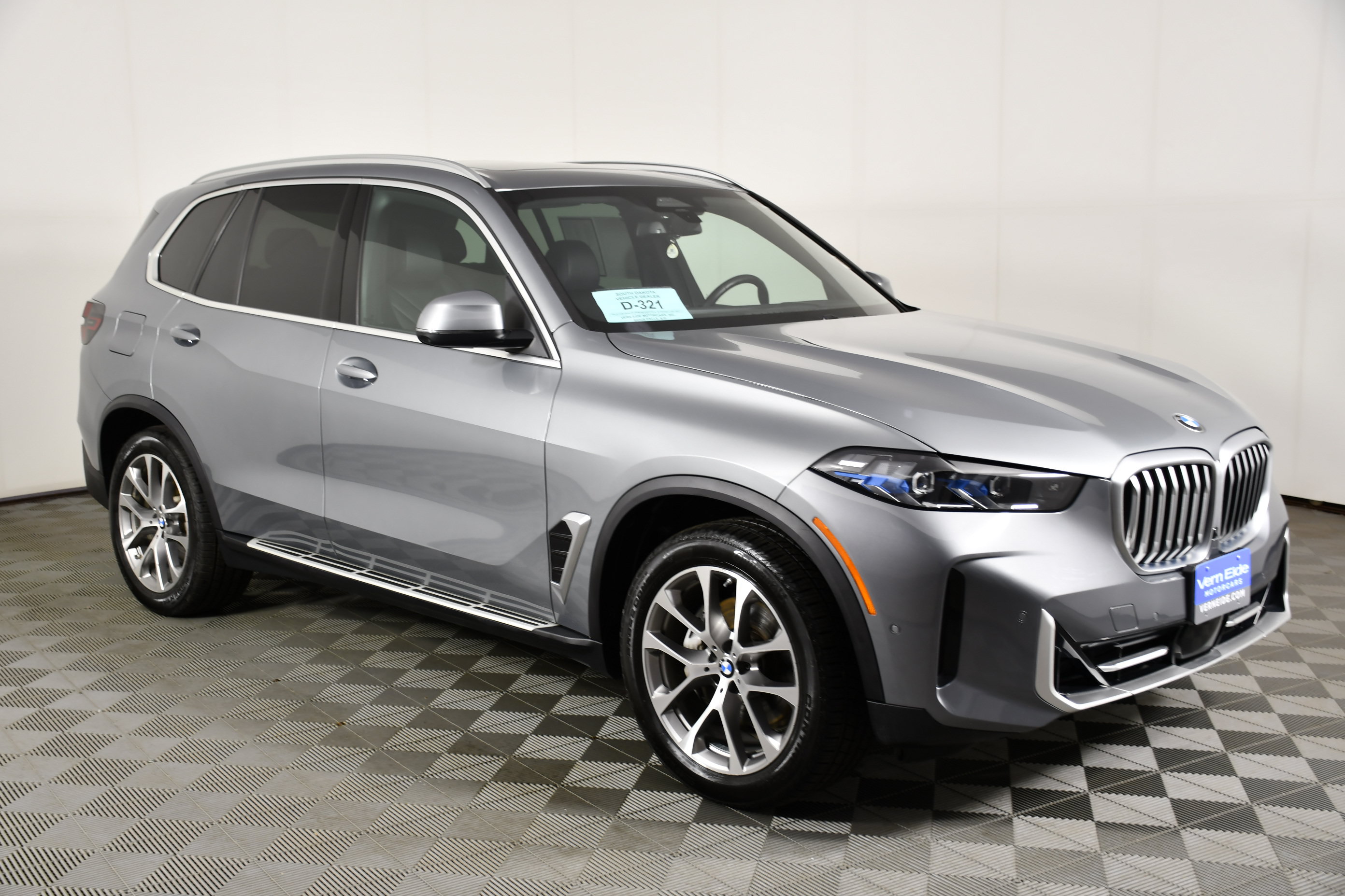 Used 2026 BMW X5 xDrive40i AWD/4WD image 4