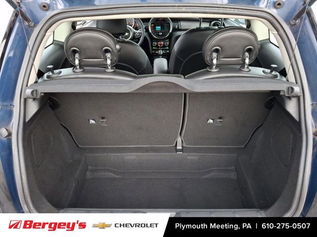 Used 2016 MINI Cooper 2-Door Hardtop image 31