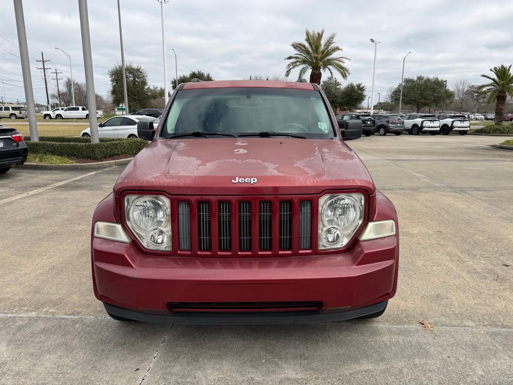 Used 2012 Jeep Liberty Sport image 9