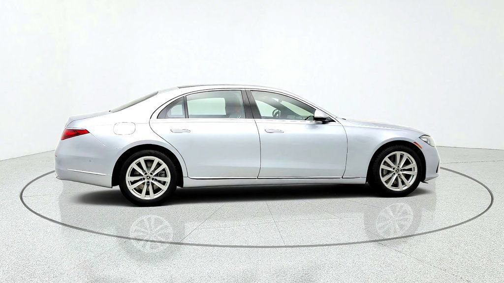 Used 2026 Mercedes-Benz S 580 4MATIC Sedan image 4