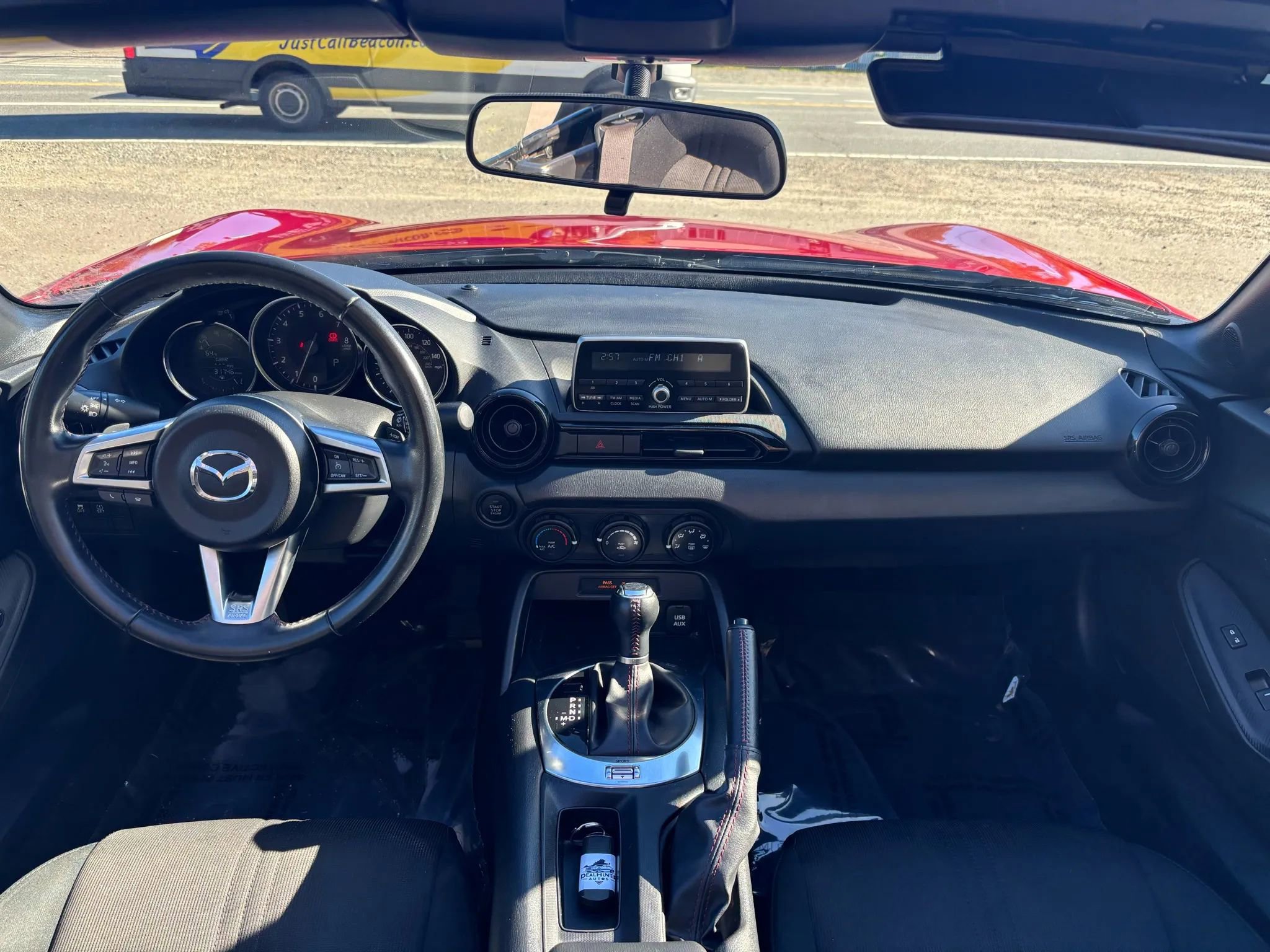 Used 2016 MAZDA MX-5 Miata Sport image 30