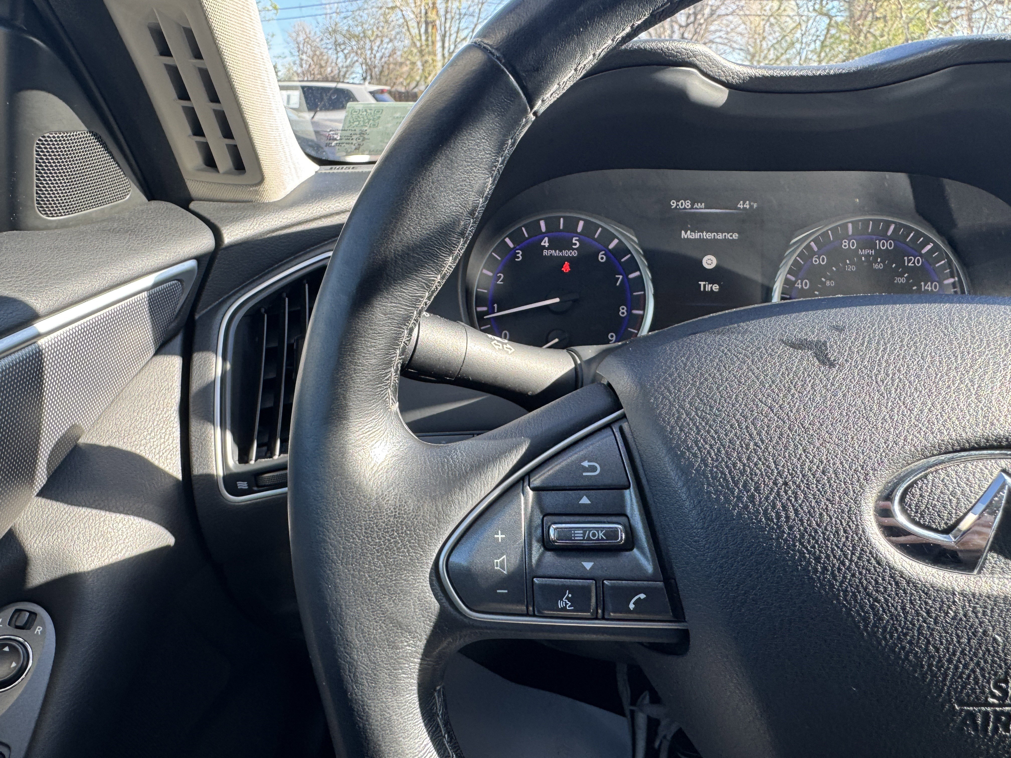 Used 2014 INFINITI Q50 Premium w/ Navigation Package image 22