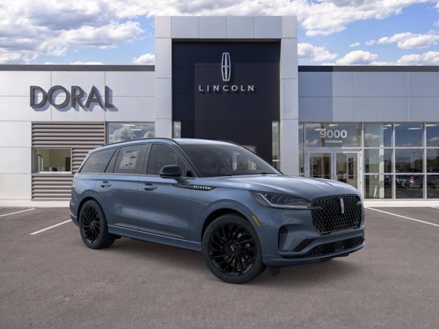 New 2026 Lincoln Aviator Reserve w/ Jet Appearance Package RWD image 7