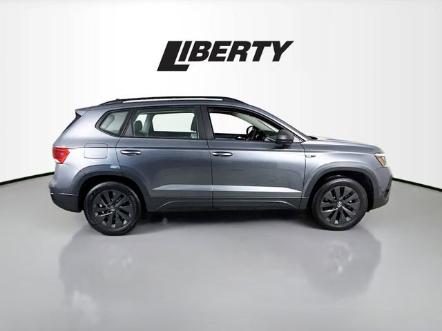 Used 2022 Volkswagen Taos S image 8