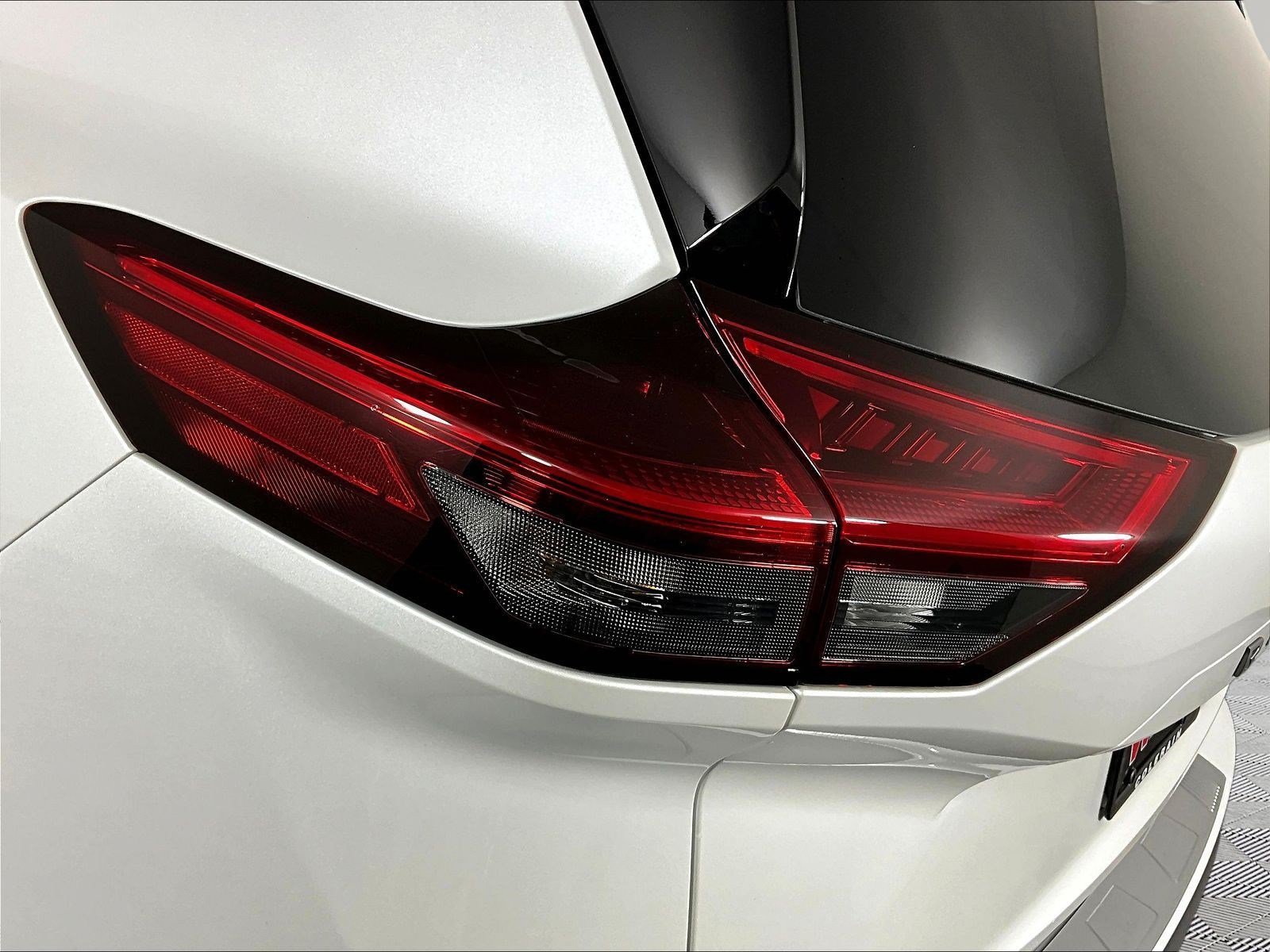 Certified 2025 Nissan Rogue SL AWD/4WD image 23