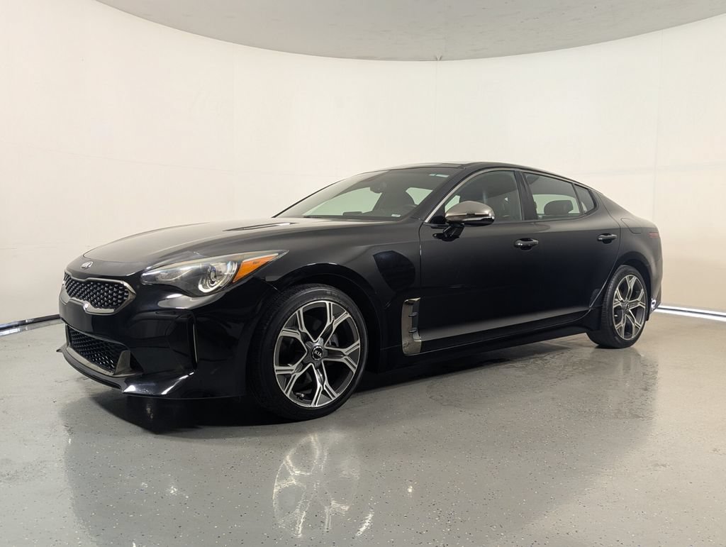 Used 2021 Kia Stinger GT-Line w/ Sun & Sound Package RWD image 3