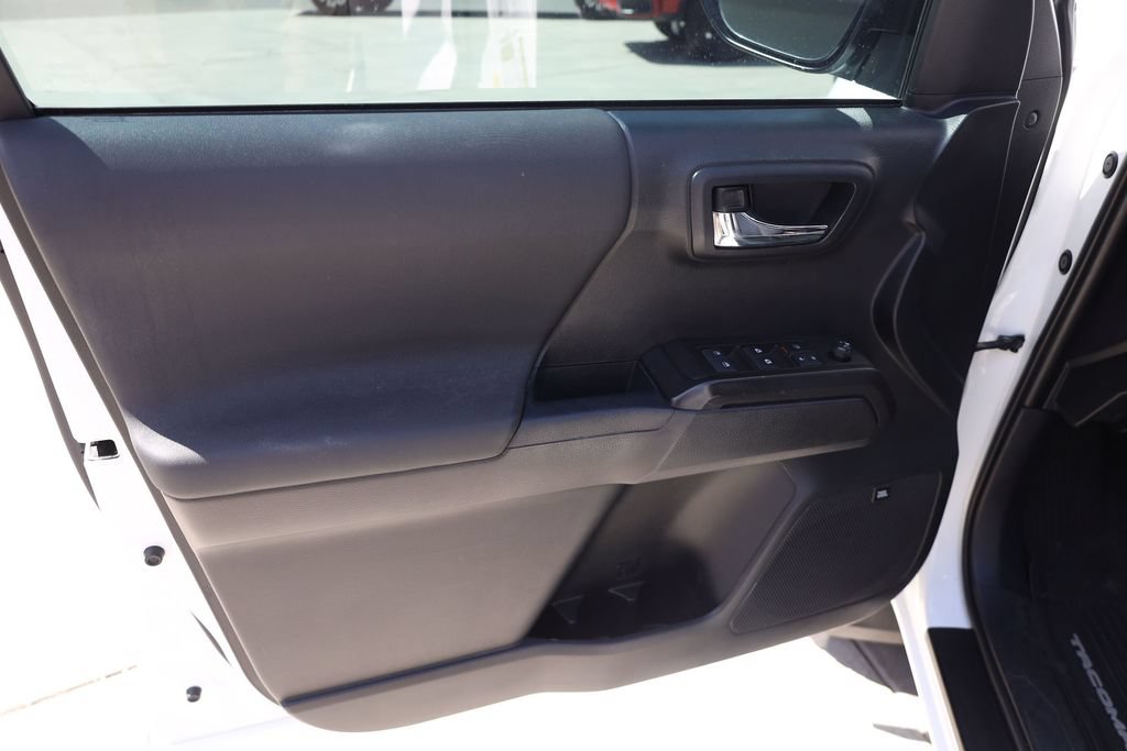 Used 2019 Toyota Tacoma TRD Pro AWD/4WD image 10