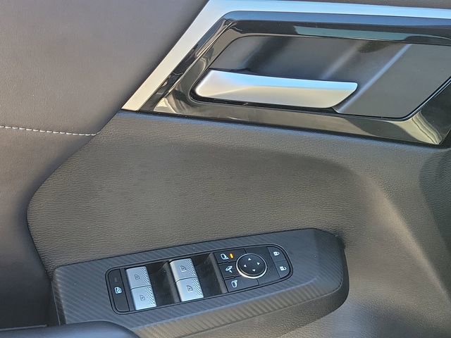 Used 2024 Mitsubishi Outlander SE image 24