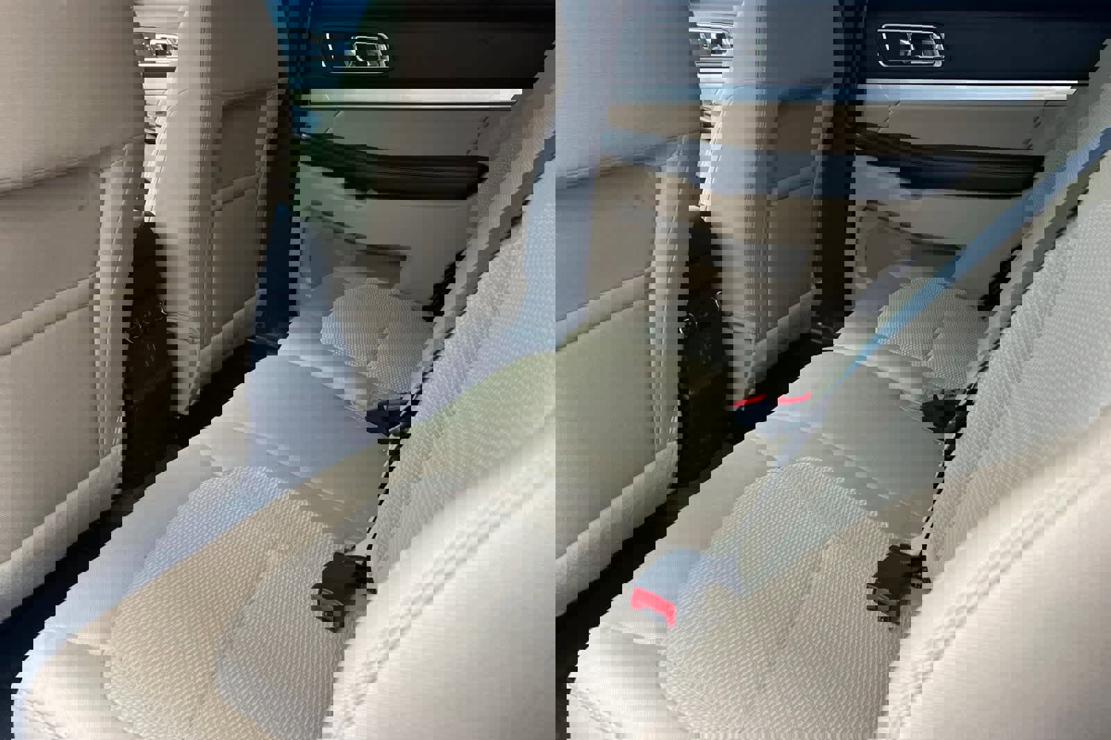 Used 2016 Ford Explorer XLT w/ Equipment Group 201A image 5