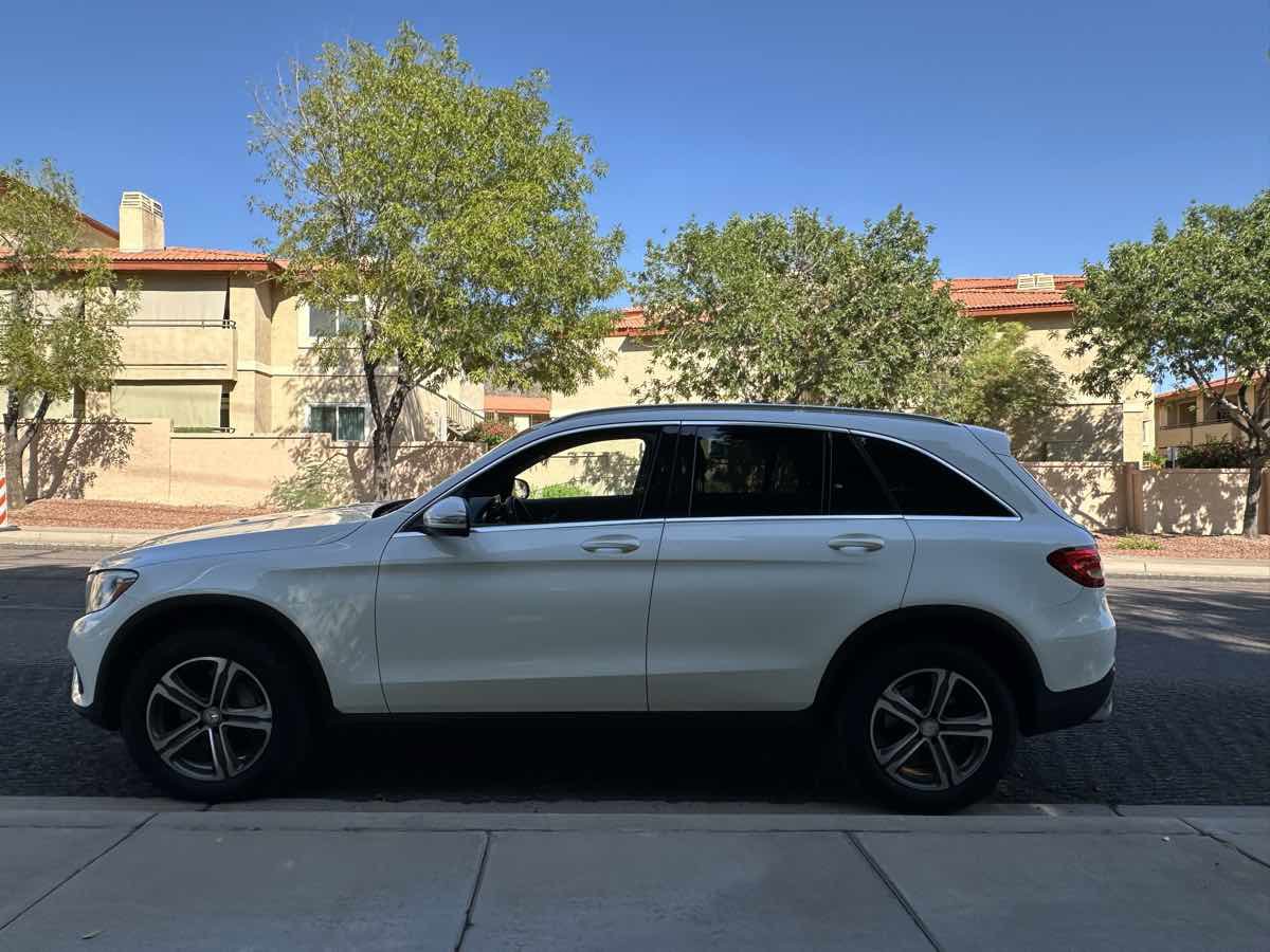 Used 2017 Mercedes-Benz GLC 300 image 5