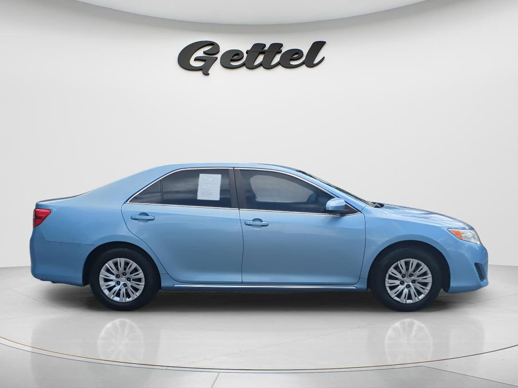 Used 2012 Toyota Camry LE image 11