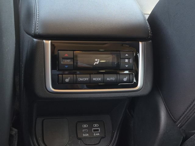 Used 2024 Subaru Ascent Limited w/ Technology Package AWD/4WD image 29