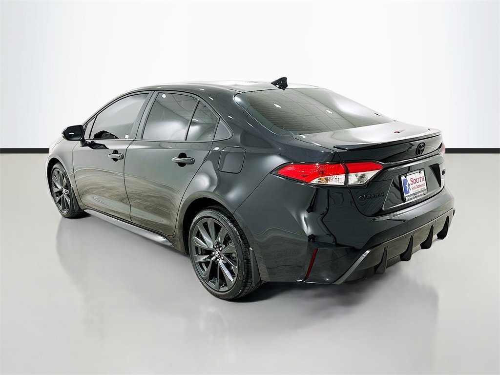 Used 2024 Toyota Corolla SE image 5