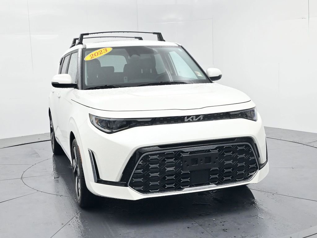 Certified 2023 Kia Soul GT-Line w/ GT-Line Technology Package FWD image 2