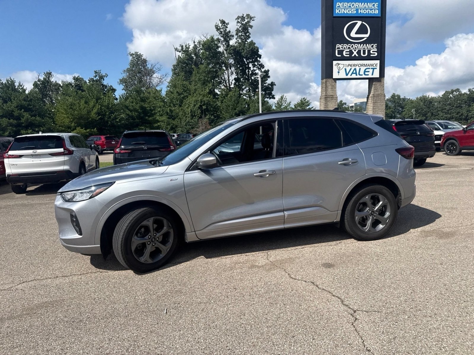 Used 2023 Ford Escape ST-Line Select w/ Tech Pack #2 AWD/4WD image 9