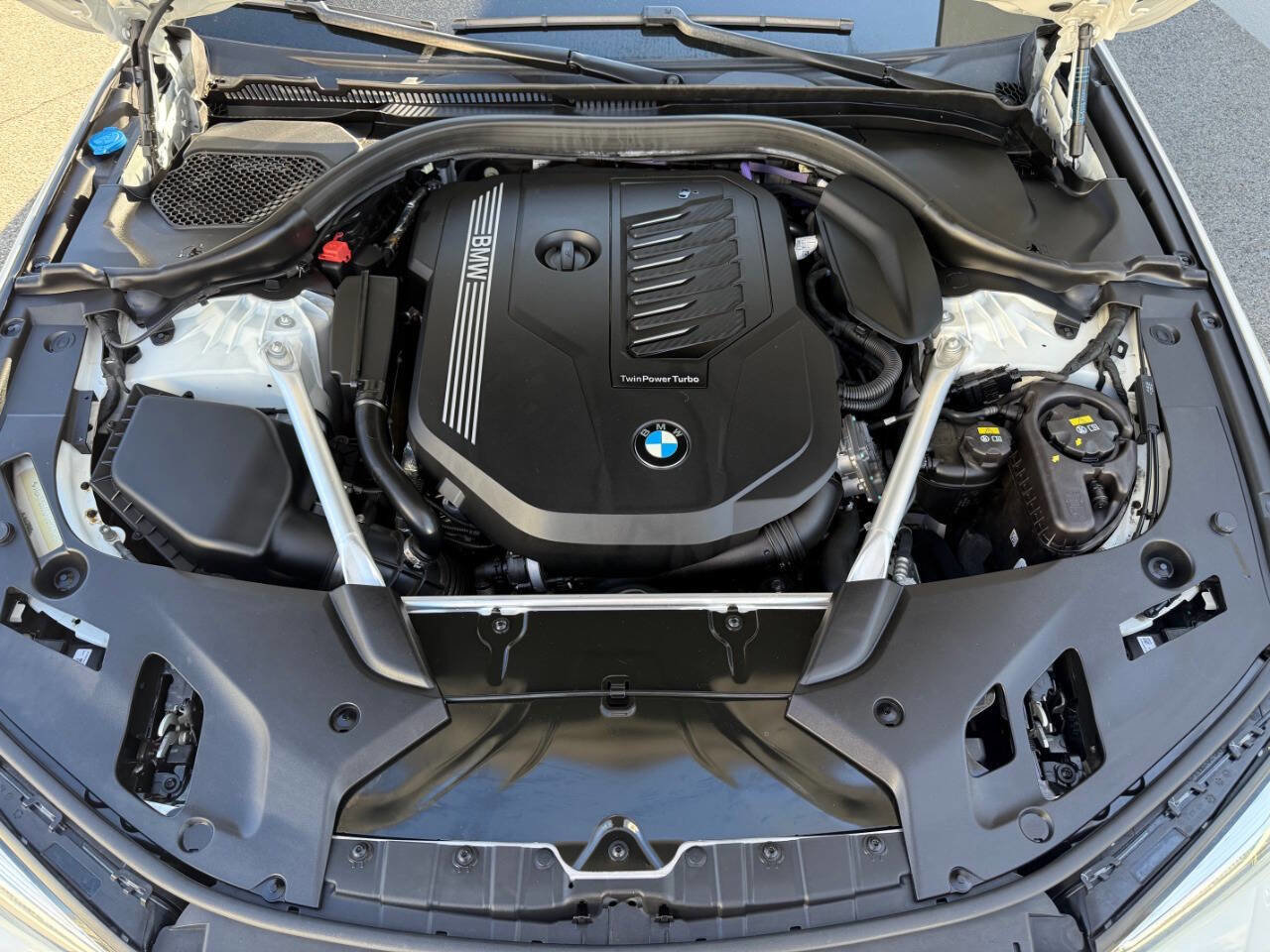 Used 2021 BMW 540i w/ M Sport Package image 50