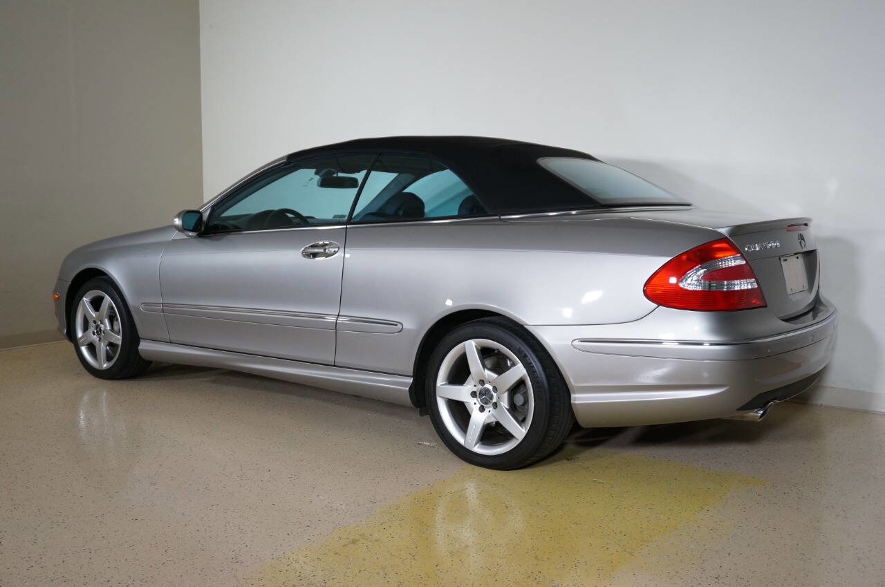 Used 2005 Mercedes-Benz CLK 500 Cabriolet image 35