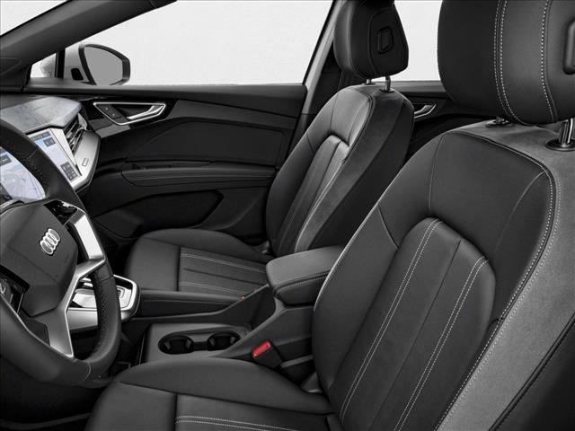 Used 2025 Audi Q4 e-tron Prestige w/ Black Optic Package image 6