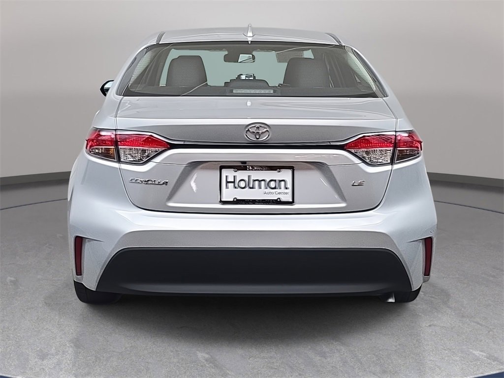 Used 2024 Toyota Corolla LE image 5