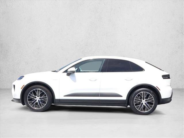 Used 2025 Porsche Macan Electric RWD image 2