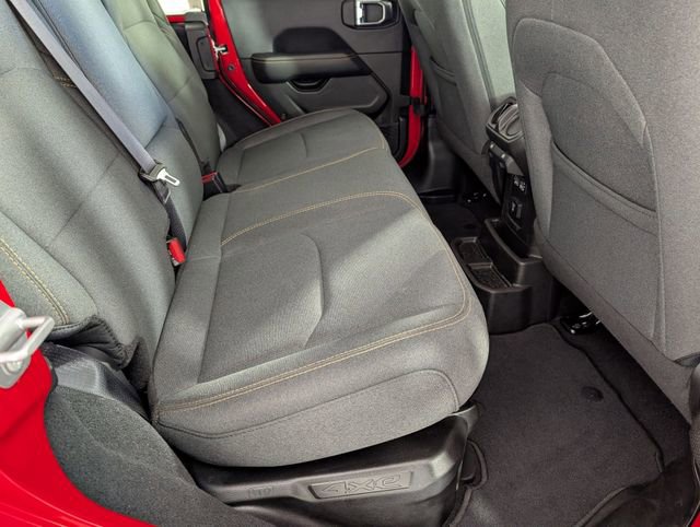 Certified 2025 Jeep Wrangler Sahara 4xe w/ Safety Group image 28