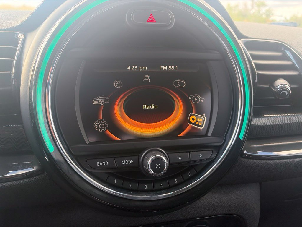 Used 2016 MINI Cooper Clubman FWD image 24