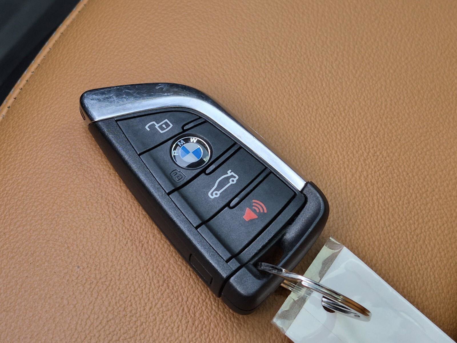 Certified 2025 BMW Z4 M40i w/ Edition RWD image 34
