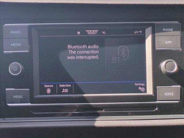 Used 2023 Volkswagen Jetta SE image 23