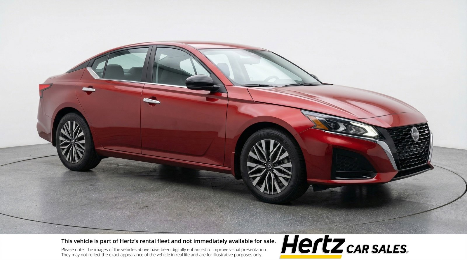 Used 2025 Nissan Altima 2.5 SV image 1