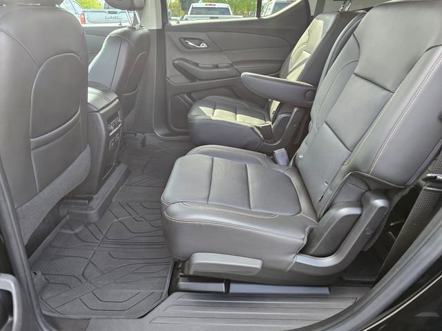 Used 2021 Chevrolet Traverse Premier w/ Redline Edition AWD/4WD image 12