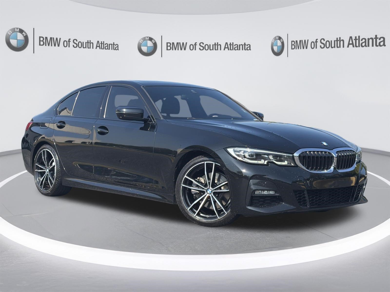 Used 2019 BMW 330i Sedan w/ M Sport Package RWD image 2