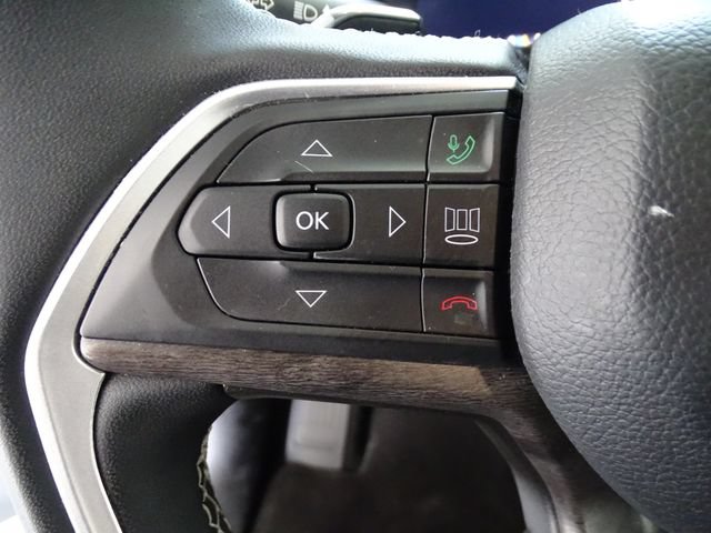 Certified 2025 Jeep Grand Cherokee Limited w/ Luxury Tech Group II AWD/4WD image 7