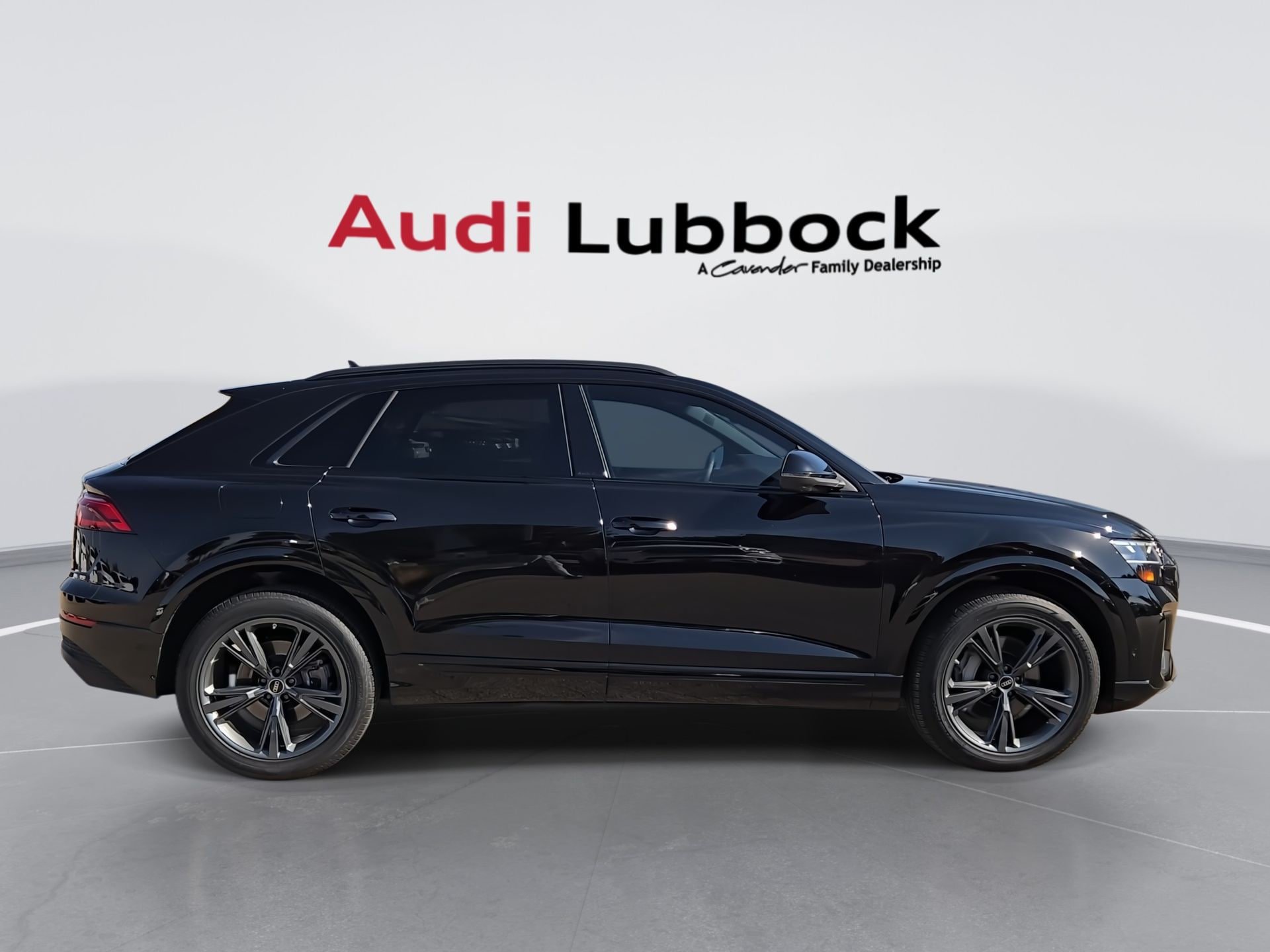Used 2026 Audi Q8 Premium AWD/4WD image 9