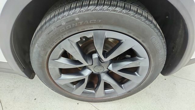 Used 2023 Tesla Model X image 62