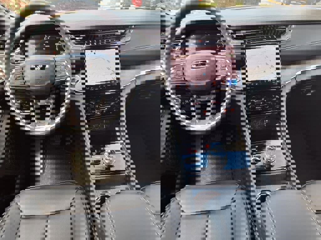 New 2025 Jeep Grand Cherokee L Limited w/ Black Appearance Package image 9