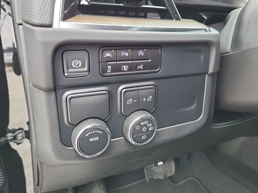 New 2025 Chevrolet Tahoe High Country image 14