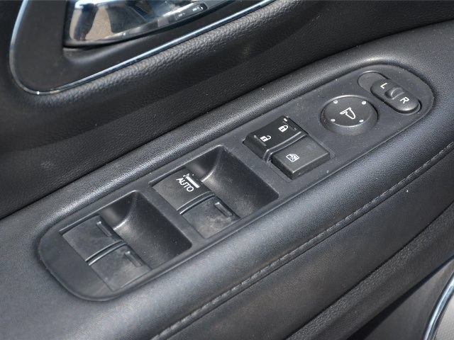Used 2017 Honda HR-V EX-L image 9