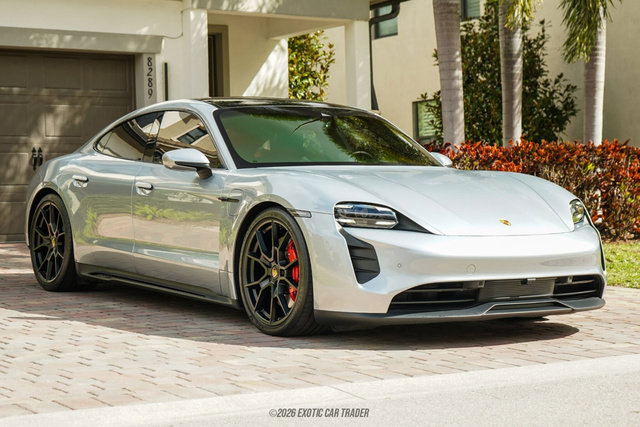 Used 2024 Porsche Taycan GTS image 12