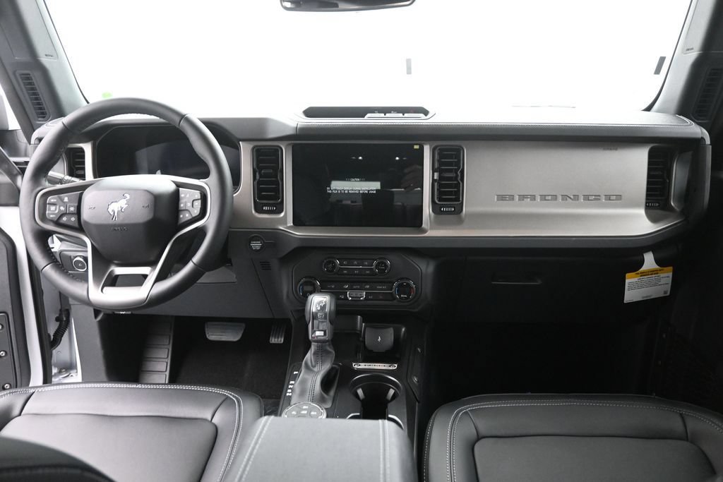 New 2026 Ford Bronco Outer Banks AWD/4WD image 25