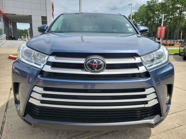 Certified 2018 Toyota Highlander XLE FWD image 4